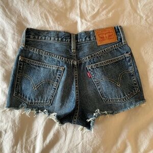 Levi's Premium 501® ORIGINAL FIT HIGH RISE WOMEN'S DENIM JEAN SHORTS Size 25 0-2